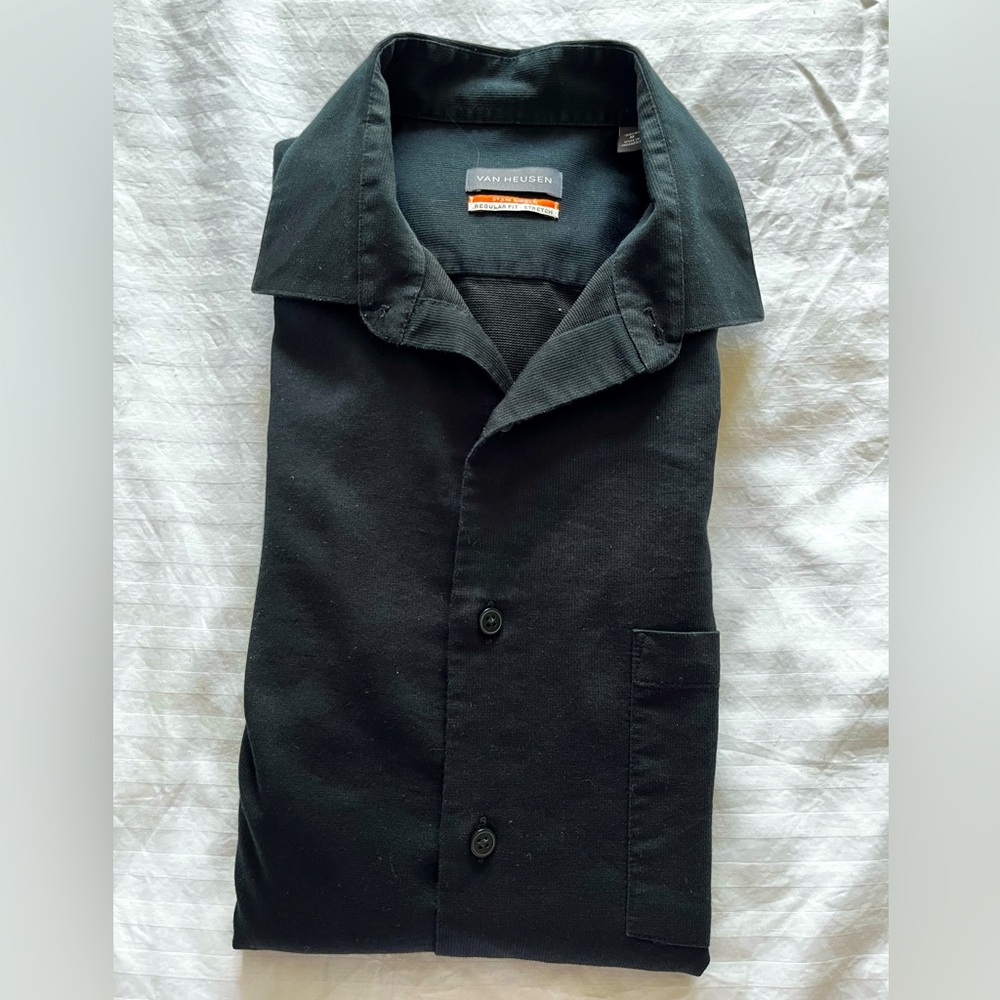 Black Van Heusen shirt